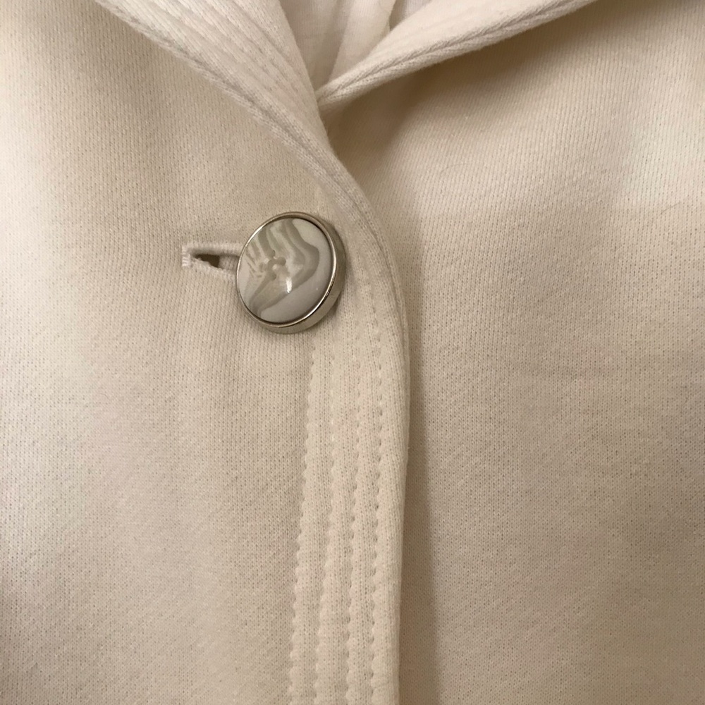 Jacket for fall - Picture 3 of 6